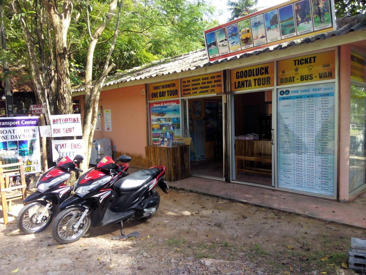 Chill Chill Long Beach Hostel Ko Lanta Esterno foto