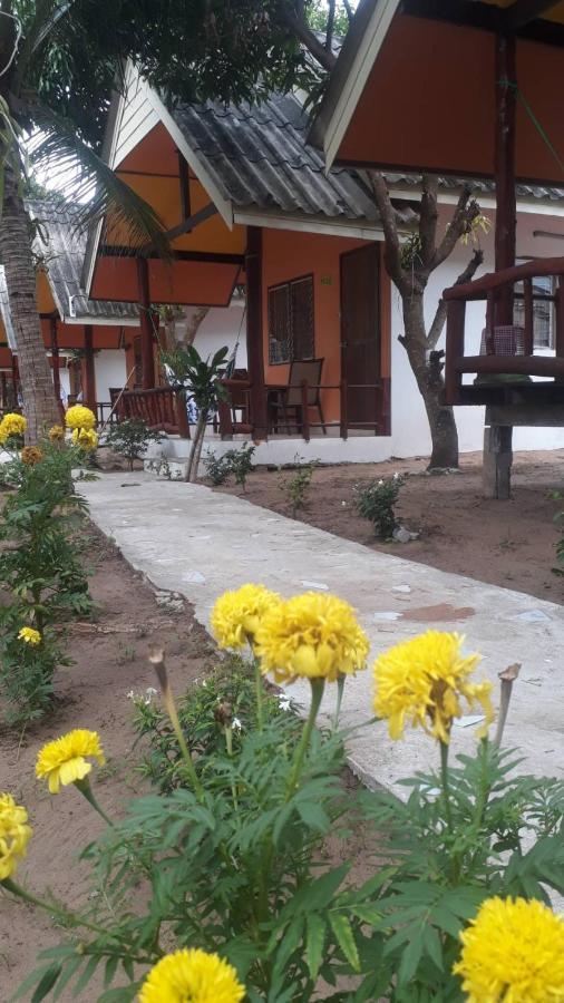 Chill Chill Long Beach Hostel Ko Lanta Esterno foto
